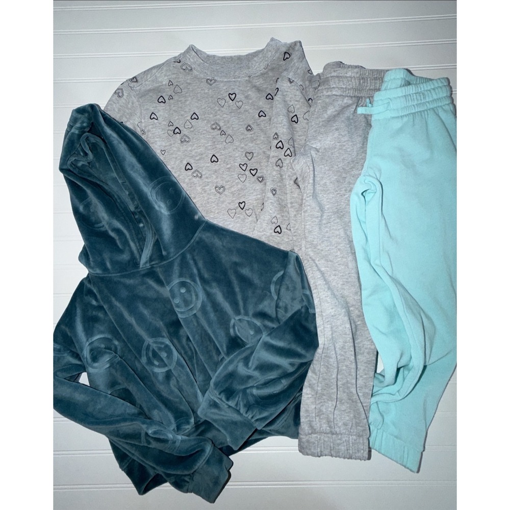 Girls Loungewear Bundle Teal Velour Smiley Hoodie Heart size 7/8 Joggers